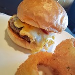 ダグズ・バーガー - ノーベジチーズバーガー, LAVAチーズ