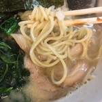 ゴッチ - 中細、多加水な麺