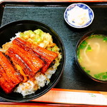 石くびり - うなぎ丼（900円）