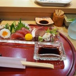 幸寿司 - 料理写真:お造り盛り合わせ ＆ 冷酒