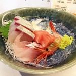 金沢和食 みんなのまなぶ - お造り（赤いかを少し食べてから撮影。。すいません。。）