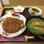 やま茶家 - かつカレー（900円)