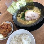 横浜家系ラーメン 武骨家  - 