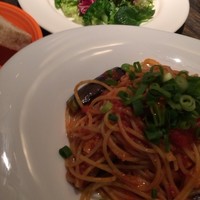 grigio la tavola - 