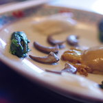 川柳 - 立山（たてやま）、紅焼熊掌（くまのたなぞこに）付け合はせの爪（つめ）