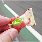 麺処 懐や - りんごアメちゃんゲット！