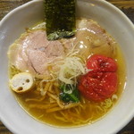 RAMEN CiQUE - 塩ラーメン：焼きトマト：豚肩ロース