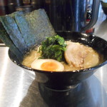 赤坂三丁目家ラーメン - 