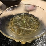 第三春美鮨 - 蓴菜　船上から手摘み　秋田県三種町　森岳