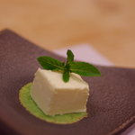 徳山鮓 - 鮒鮓（ふなずし）飯（いひ）入（い）りの凍結凝乳（あいすくりん）