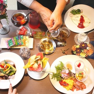 gallery cafe Lalka_2