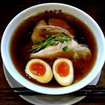 らーめん 鉢ノ葦葉 - 醤油らー麺(新) ＋くんたま