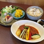 ジャム cafe 可鈴 - 【週替わりランチ(1,050円)】お料理が出揃いました。