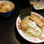 中華ソバ 伊吹 - 