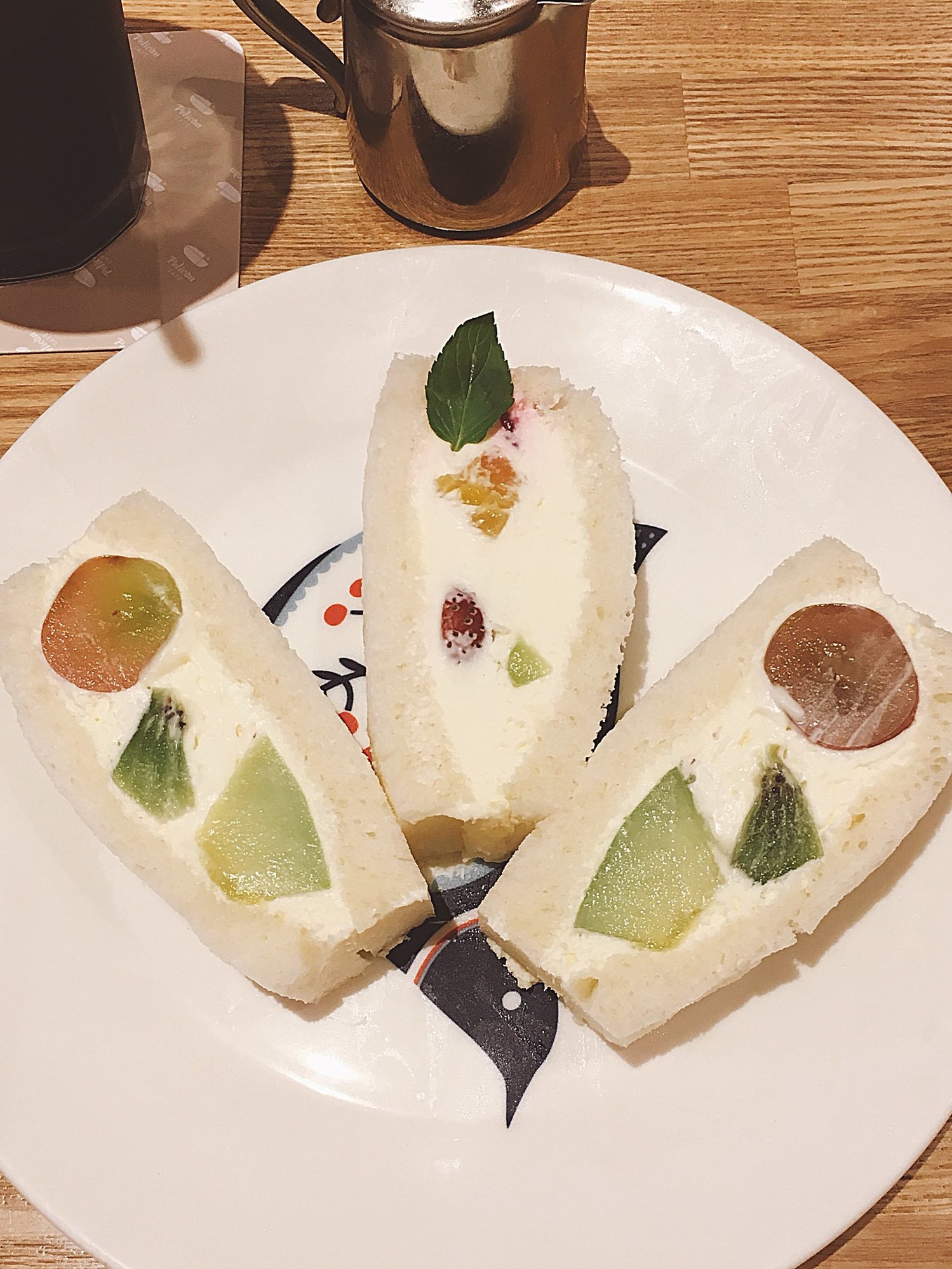 ペリカン カフェ>