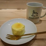 多良間牛 ダグズ・グリル - チーズケーキとダグス・コーヒー