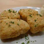 多良間牛 ダグズ・グリル - 宮古島産ビンチョウマグロのスパイシーアドボ