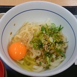 なか卯 - 冷やし釜玉うどん