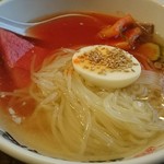 Yakiniku Reimen Yamanakaya - 冷麺(小)。