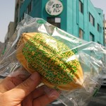 メロンパン - カスタードクリームのメロンパン､税込180円