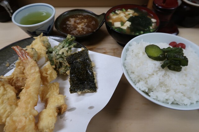 天ぷら いもや 神保町1丁目>