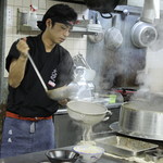 大砲ラーメン 本店