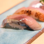 赤坂 すし 秀 - ミニ丼+握り5貫 1080円 の〆鯖