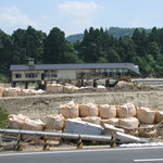 Otokoyama Gyojou - 中越地震では無事だったのに今回の洪水では...