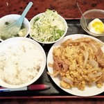 御園 - オススメ定食（黒胡椒豚肉玉子）550円