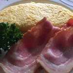 ペンション&コテージ クヌルプ - ベストオムレツwithベーコン
