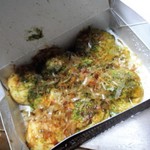 道頓堀くくる - エビ塩たこ焼き6個730円