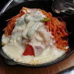 Smile Kitchen pizza diner - 鉄板チーズナポリタン