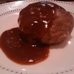 ビストロ・ル・ネコクマヤ - ハンバーグ