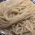 ラーメン 坊也哲 - 安定の麺