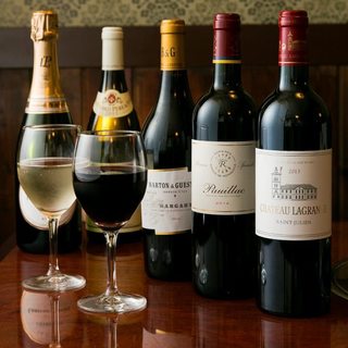 とろける味わいの鳥取和牛には芳醇なワインを！グラスもご用意