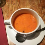 新洋食 KAZU - 前菜(トマトのクリームスープ(黒豆入り))