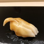 鮨おばな - イシカゲ貝