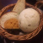 ビストロマルバ - 自家製パン