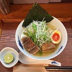 麺屋 猪一 - 限定 冷やし だしそば 白 1000円
                                （炙り鶏チャーシュー、ミョウガ、水菜、味付け玉子、メンマ、海苔）