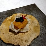 ラ・ヴァガボンド - ウニ乗せチップス