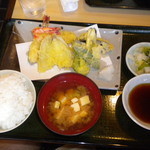 Shun Sai Kawadu - 海老天ぷら定食+キスの天ぷら（別注）