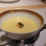 洋食 つばき - 本日のスープ 愛知県渥美産ゴールドラッシュ☆