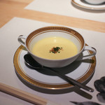 洋食 つばき - 本日のスープ 愛知県渥美産ゴールドラッシュ☆