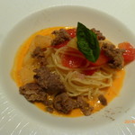 スタジオーネ フルッティフィカーレ - パスタ（冷製フェデリーニ　白桃と牛肉のマチナート）