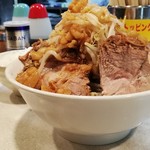 東京肉菜館 - チャーシュー麺¥980