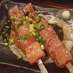 【関内】 炭火焼き鳥 はま虎 - 