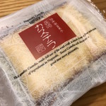 異人堂 - スライスカステラ。食感・味わいともに優しい一品です。