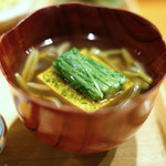 立場割烹 SSAW - 文月の贅沢御膳 1000円 の蓴菜椀