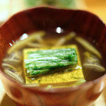 立場割烹 SSAW - 文月の贅沢御膳 1000円 の蓴菜椀