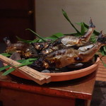 日本料理 幸庵 - ご主人が休日に自ら釣って来た岐阜の鮎の塩焼き